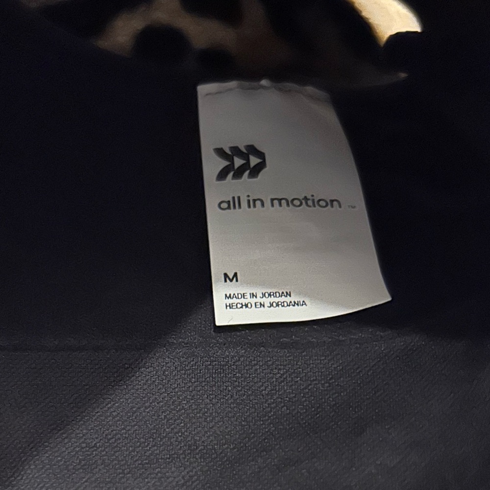all in motion Black Seamless Crossback Sports Bralette - Picture 2 of 4